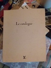 Catalogue Yves Saint Laurent