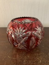 Vase rouge boule en cristal de Saint Louis modèle11