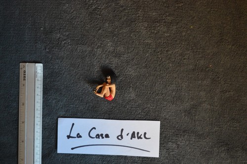 Figurine mowgli recroquevillé - mowgli,