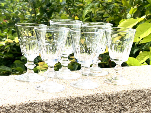 Anciens verres pied - 6, a