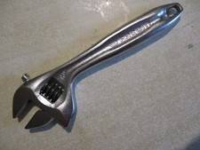 clé à molette facom 101.6