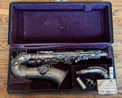 Conn alto saxophone - saxophone, 'new