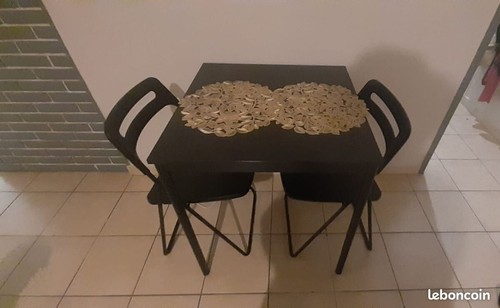 Urgent table chaises ikea - table,