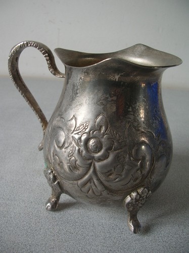 Ancien pot petit - pichet, à
