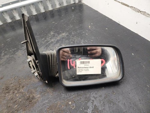 Retroviseur droit peugeot 205 - retroviseur,