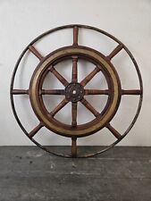 Ancienne grande barre à roue de bateau - Antiquité de marine