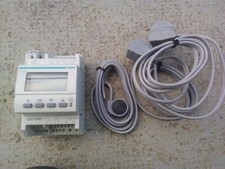 HAGER EC450 afficheur modulaire consommations multi-énergies + 3 tores de mesure