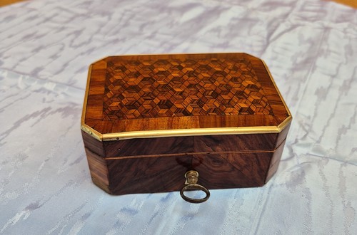 Coffret boite timbres - coffret,