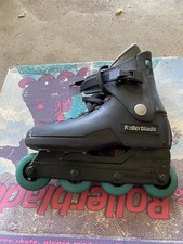 Woman’s Size 7.5 Trs