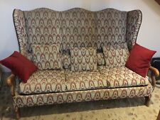 Canape antique en bon état