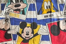 Parure de lit Disney (Mickey Dingo, Pluto,...)