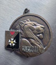 ORIGINAL MILITAIRE INSIGNE