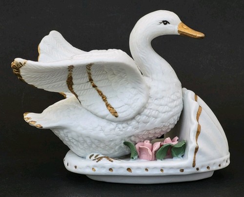 Tres jolie ancienne figurine - jolie,