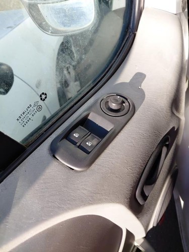 Vitre avant droit - , renault