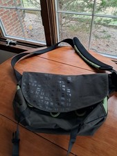 CRUMPLER 'The Hoax' Black &