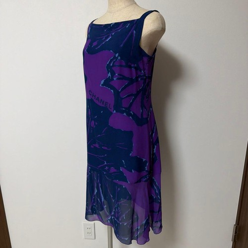 Robe sans manches violette
