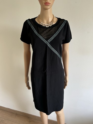 Robe noire manches - noire, courtes