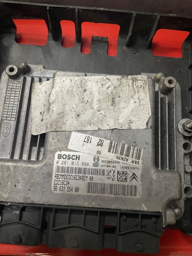 Calculateur moteur peugeot - calculateur,