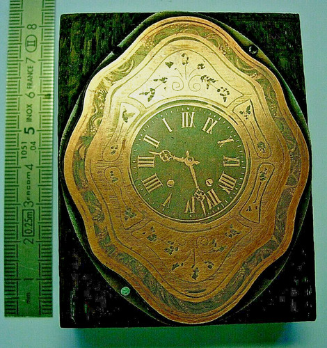 Gravure sur cuivre horloge - gravure,