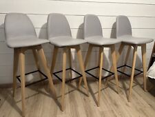 Mood 11 MOBITEC Tabouret de bar chaise haute siège en cuir piètement bois x1pc