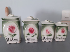 ANCIENS POTS A EPICES EN FAIENCE BARBOTINE DECORS ROSES EN RELIEF