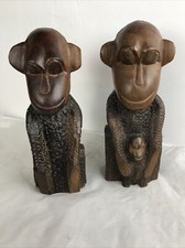 Statue paire de singes avec