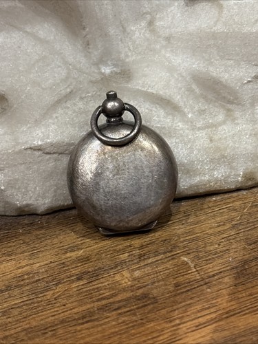 Ancien porte louis - ancien,