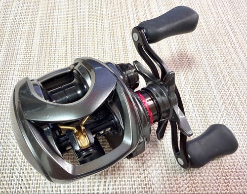 Moulinet pêche daiwa steez - pêche,