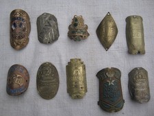 N°1 lot  10 plaques de vélo cycles motos en laiton/laiton émaillé, bicycle badge