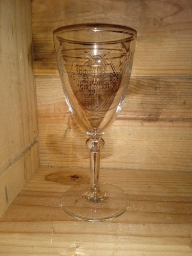 Verre pied gravé ancien - gravé, de