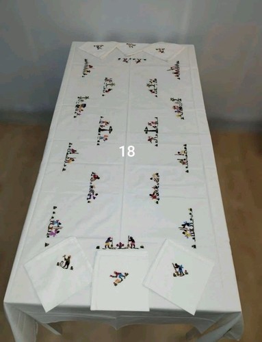Nappe table brodées - de,