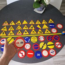 lot de 48 panneaux routier 1960 carton aimentés pour école