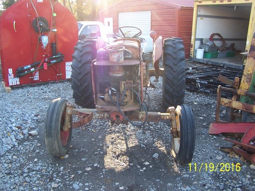 Massey ferguson tractor - ferguson, 65