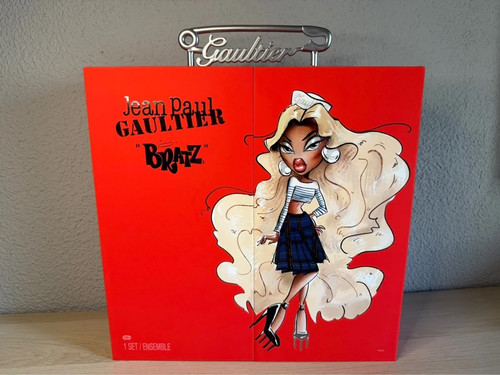 Poupée collector bratz - poupée,