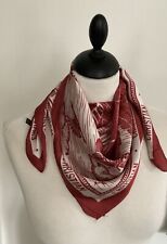 Foulard carré imprimé rouge