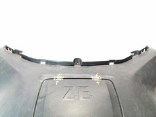 enjoliveur pare-choc avant