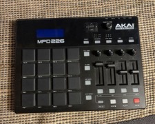 Akai mpd226 midi Controller