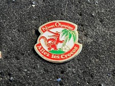 f PINS PIN  FOOTBALL SOCCER