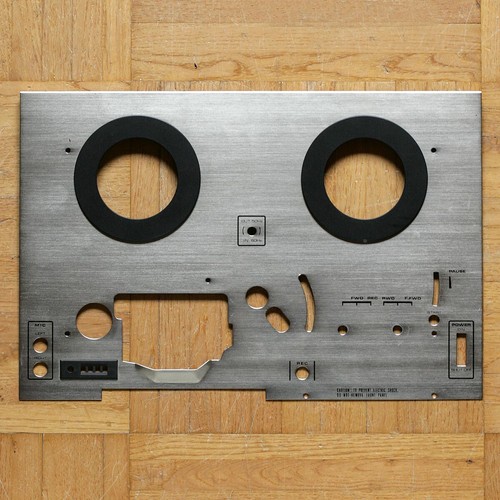 Akai 4000 stereo - ds, •