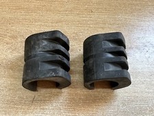 UNE PAIRE DE CAOUTCHOUC YAMAHA