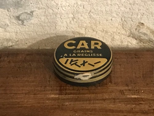 Ancienne petite boîte car - ancienne,