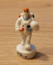 Fève - CHUCK - Planète 51    .....    (Ref. 5628)