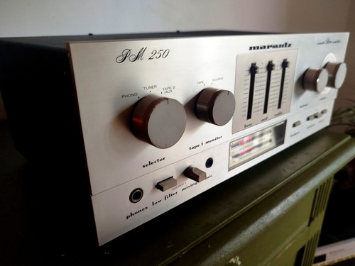 Amplificateur stereo vintage