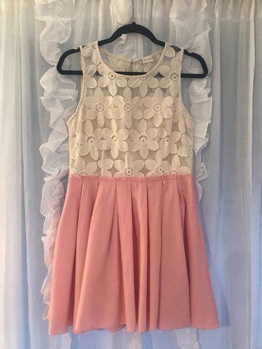 Altar state pink and white - altar'd,