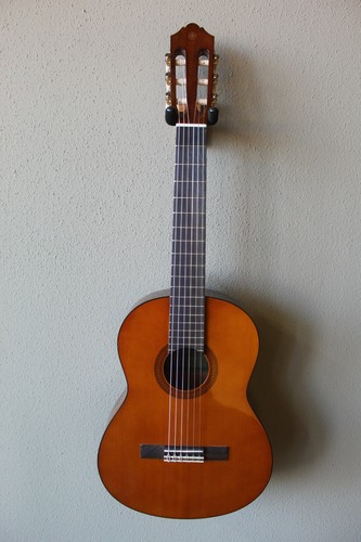 Brand new yamaha - brand, cgs102a