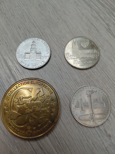 Lot pièces jetons - lot, argent