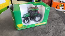 1/32 UH UNIVERSAL HOBBIES