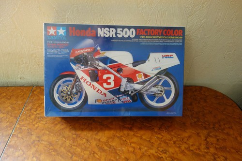 Maquette moto honda nsr - 1/12,