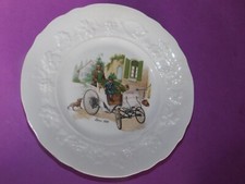 ASSIETTE CÉRAMIQUE DE GIEN VOITURE  BENZ 1898  DECOR  AU RAISIN