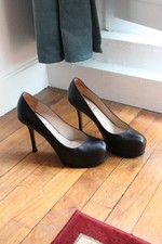 Yves Saint Laurent escarpins